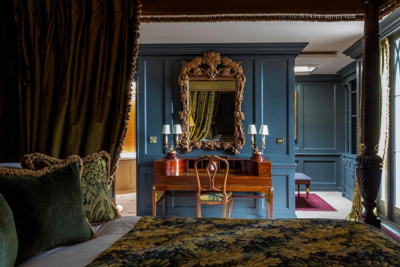 แบตตี แลงลีย์ Hotel ลอนดอน ภายนอก รูปภาพ The Blue Room