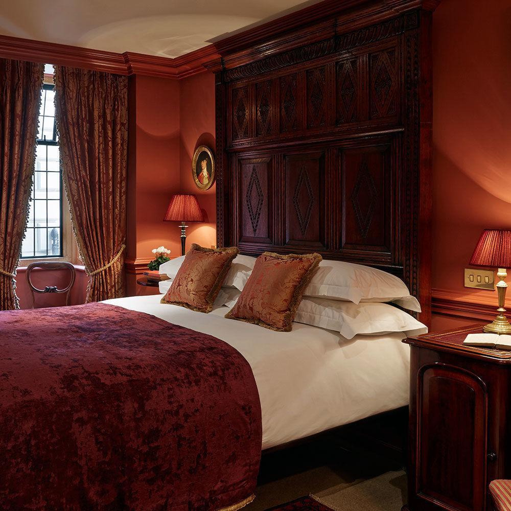 แบตตี แลงลีย์ Hotel ลอนดอน ภายนอก รูปภาพ A bedroom at the hotel